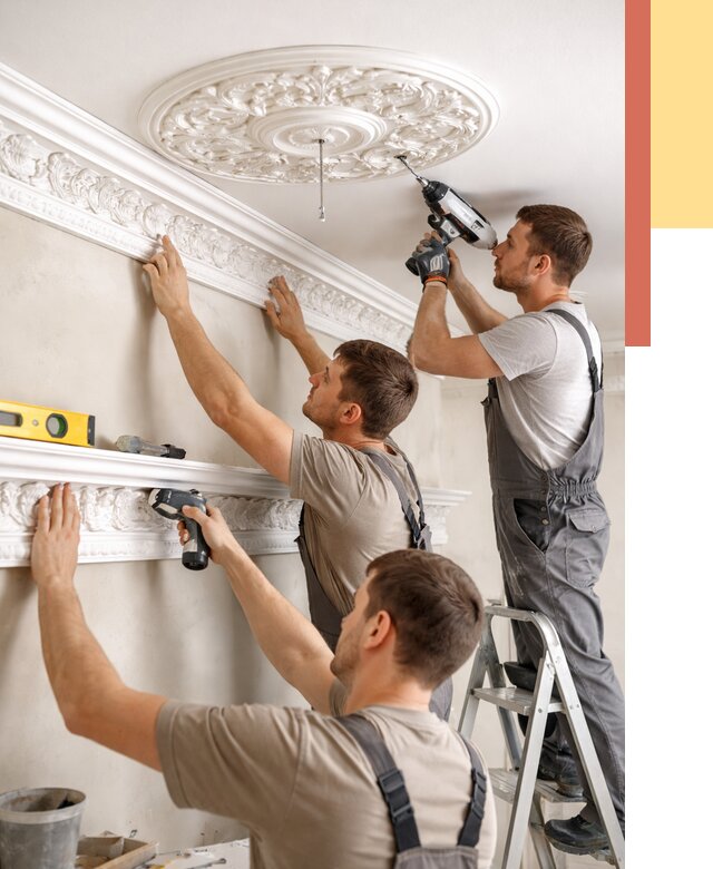 Монтаж лепнины на потолок в Березниках от 3296 руб. быстро и недорого | ОТДЕЛОЧНИК-Брз